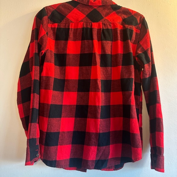 Eddie Bauer Plaid Button-Down Shirt - Red and Black - Picture 4 of 5